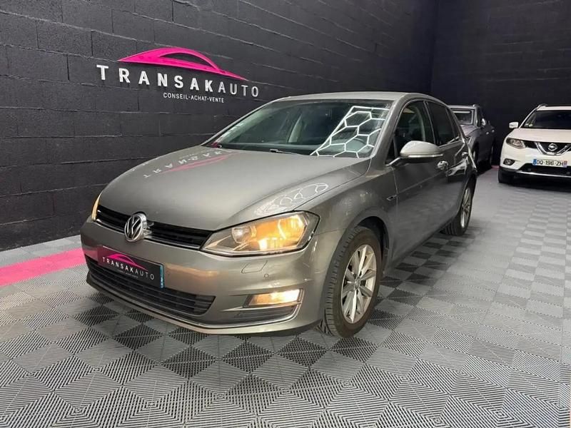Gris Utilisé 2016 VW Golf VII LOUNGE Berline | 13 490 € (Prix juste) - Image 1/4