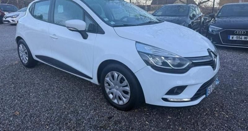 Blanc Occasion 2018 Renault Clio IV Business Citadine | 6 990 € (Super prix) - Image 1/4