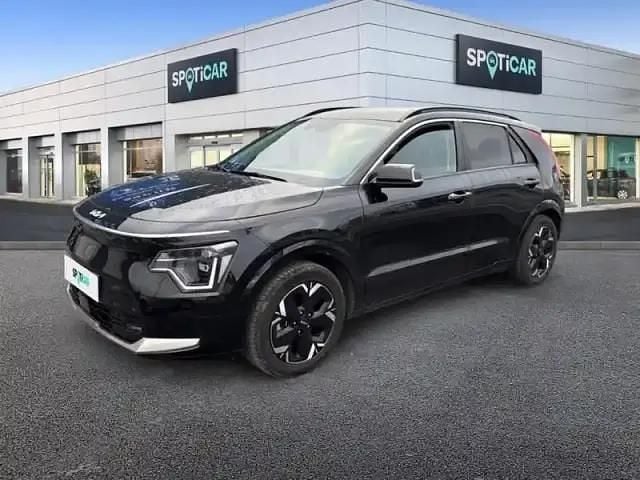 Aurora black pe Occasion 2023 Kia e-Niro Premium SUV | 25 800 € (Prix juste) - Image 1/4