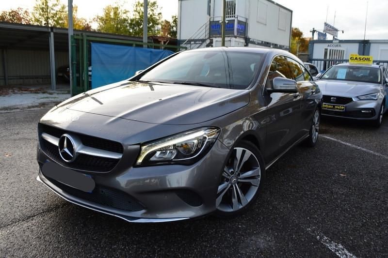 Occasion 2016 Mercedes CLA200 Shooting Brake Break | 14 990 € - Image 1/4