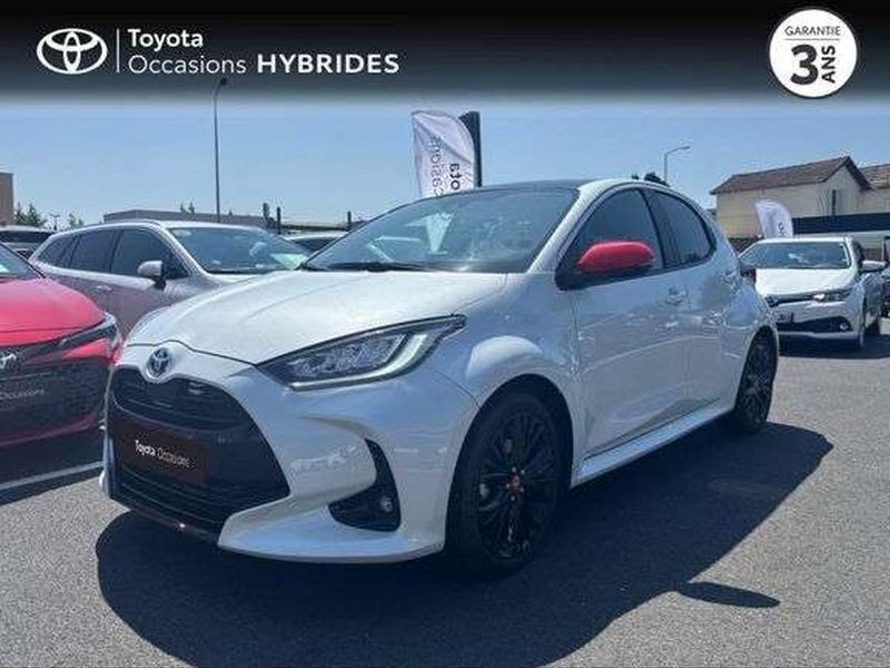 Utilisé 2022 Toyota Yaris Hybrid Style Berline | 21 490 € (Prix juste) - Image 1/1