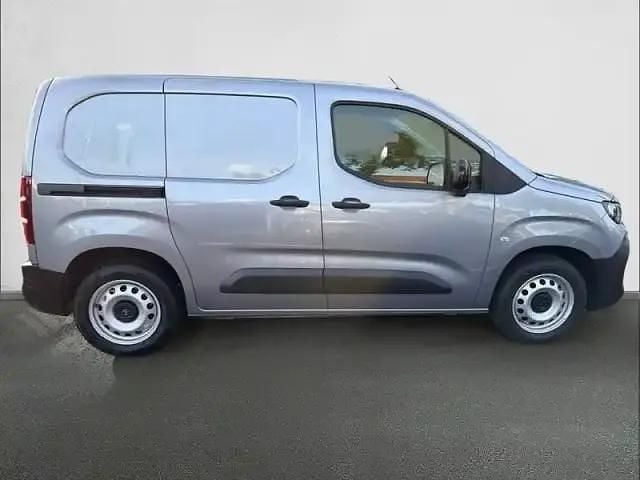 Nouvelle Citroën Berlingo 2025 Metalisee gris acier Monospace