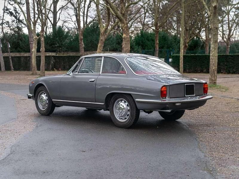 Occasion Alfa Romeo 2600 Sprint 145 ch (106 kW) 1964 Gris Coupé