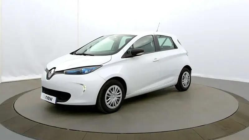 Blanc glacier Utilisé 2018 Renault Zoe Life Citadine | 6 490 € (Bon prix) - Image 1/4