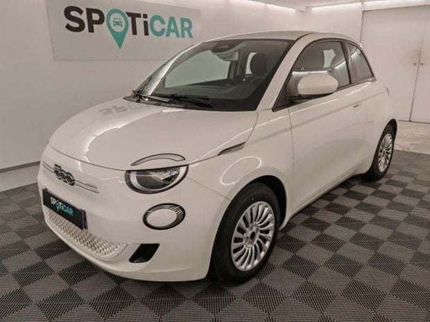 Blanc Utilisé 2023 Fiat 500e Action Citadine | 14 490 € (Bon prix) - Image 1/4