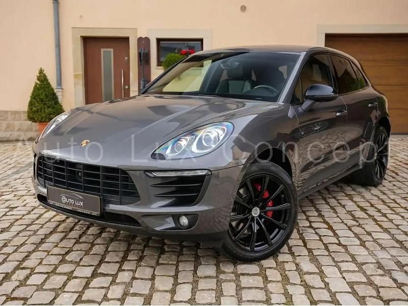 Gris Utilisé 2015 Porsche Macan S SUV | 34 890 € (Prix juste) - Image 1/4