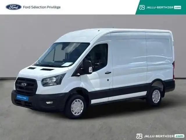 Blanc Utilisé 2025 Ford Transit Trend Berline | 32 900 € (Prix assez cher) - Image 1/4
