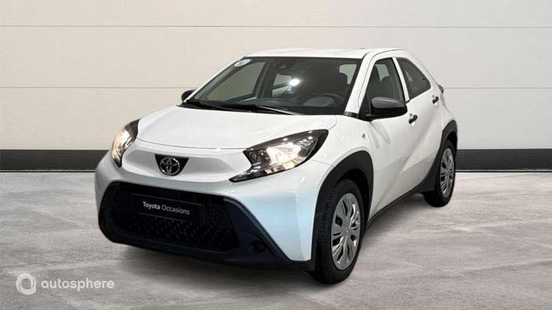 Occasion Toyota Aygo X Active 73 ch (53 kW) 2023 Blanc SUV