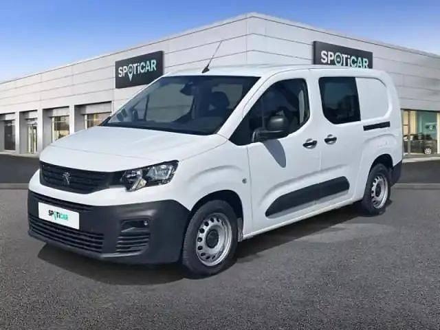 Blanc Utilisé 2021 Peugeot Partner S Van | 16 990 € - Image 1/4