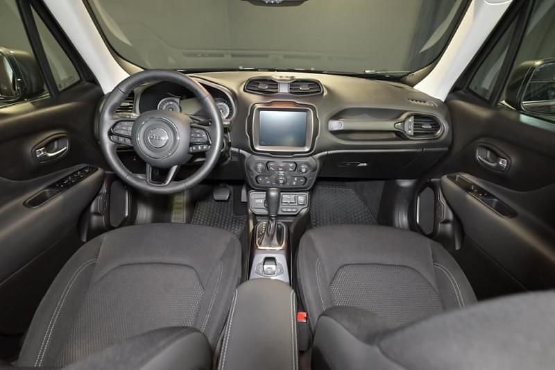 Image 2/4