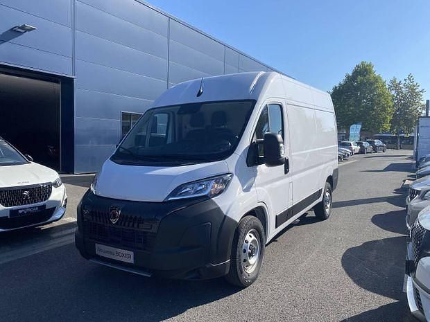 Blanc Nouvelle 2024 Peugeot Boxer S Van | 33 990 € (Bon prix) - Image 1/4