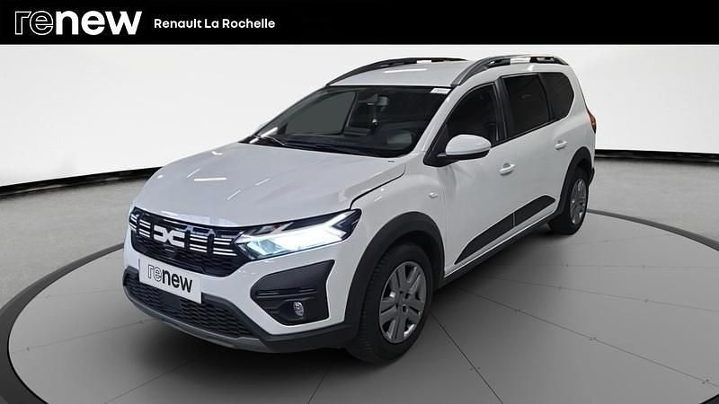 Blanc Utilisé 2023 Dacia Jogger Expression Monospace | 16 990 € (Prix juste) - Image 1/4