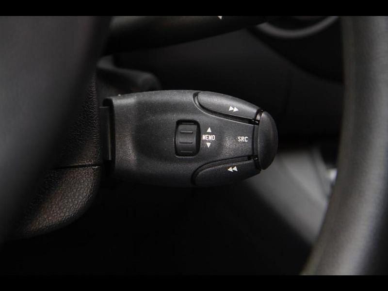 Image 3/4