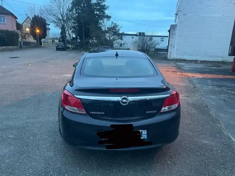 Utilisé 2011 Opel Insignia Cosmo Berline | 4 000 € (Super prix) - Image 1/4