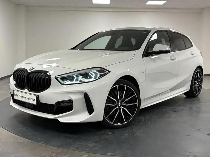 Blanc Utilisé 2022 BMW 120 M Sport Citadine | 29 900 € (Bon prix) - Image 1/4