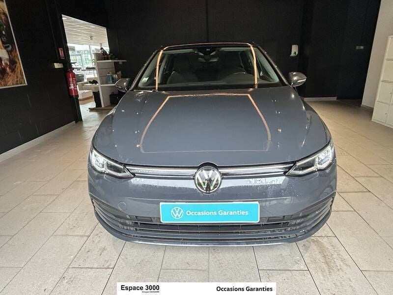 Gris Utilisé 2023 VW Golf VIII Berline | 24 490 € (Bon prix) - Image 1/3