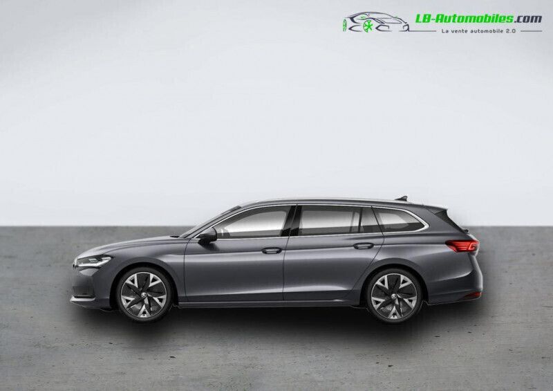 Utilisé 2025 Skoda Superb Break | 48 500 € - Image 1/2