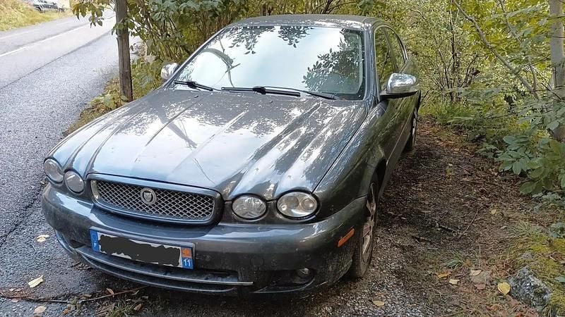 Bleu Utilisé 2009 Jaguar X-type Executive Berline | 3 900 € - Image 1/4