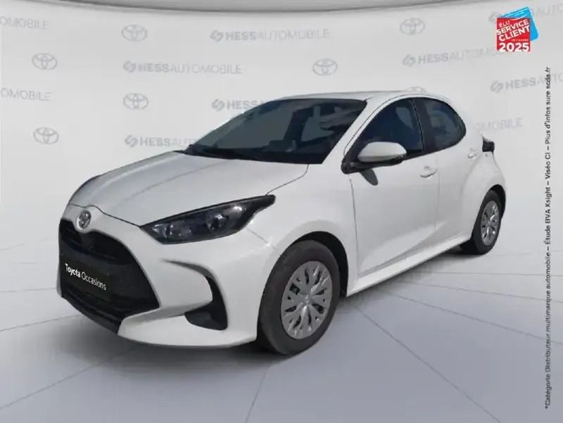 Utilisé 2024 Toyota Yaris Business Edition Berline | 18 499 € (Prix juste) - Image 1/4