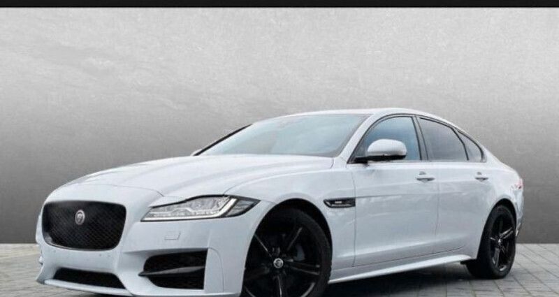 Utilisé 2019 Jaguar XF R-Sport Berline | 31 900 € - Image 1/4