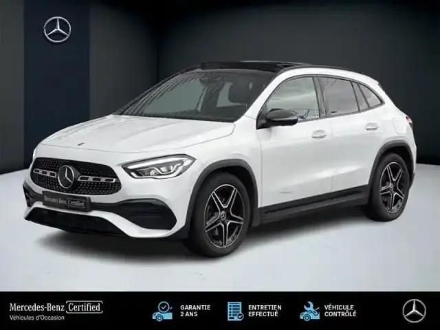 Blanc Utilisé 2022 Mercedes GLA200 AMG line SUV | 39 900 € (Prix assez cher) - Image 1/4