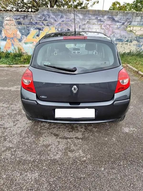 Occasion Renault Clio GrandTour Dynamique 86 ch (63 kW) 2008 Break