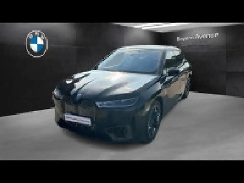 Noir Utilisé 2022 BMW iX Sport Line SUV | 53 900 € (Prix juste) - Image 1/4