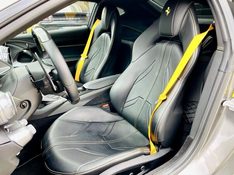 Occasion Ferrari 812 800 ch (588 kW) 2018 Gris Cabriolet