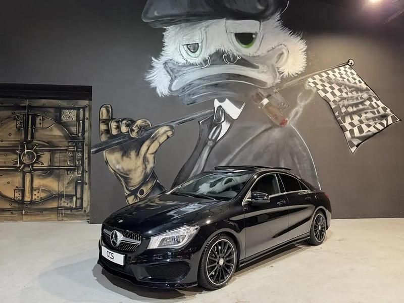 Occasion Mercedes CLA220 163 ch (119 kW) 2013 Noir Berline