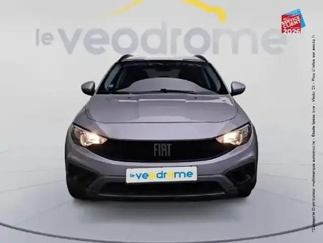 Occasion Fiat Tipo Cross 2022 Gris maestro métallisé Berline