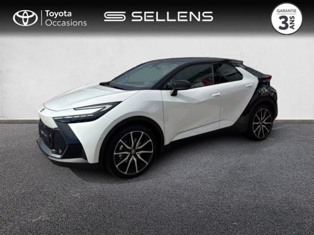 Blanc Utilisé 2025 Toyota C-HR Sport SUV | 41 200 € - Image 1/4