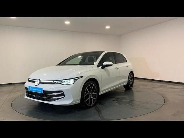 Utilisé 2025 VW Golf VIII Edition | 34 799 € (Prix cher) - Image 1/4