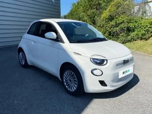 Occasion Fiat 500e 86 kW (118 ch) 2024 Ice white pastel Berline