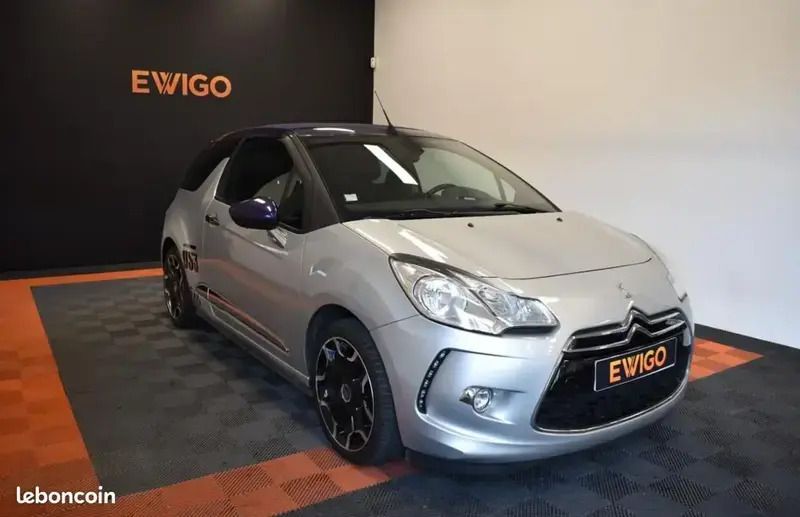 Gris Utilisé 2013 DS Automobiles DS3 Cabriolet Cabriolet | 6 990 € - Image 1/4