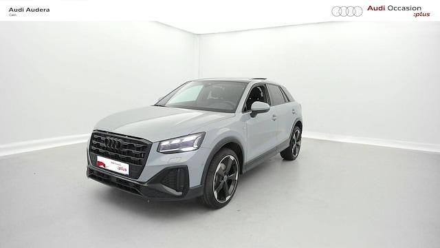 Gris flèche nacré Utilisé 2023 Audi Q2 S-Line SUV | 36 990 € - Image 1/4