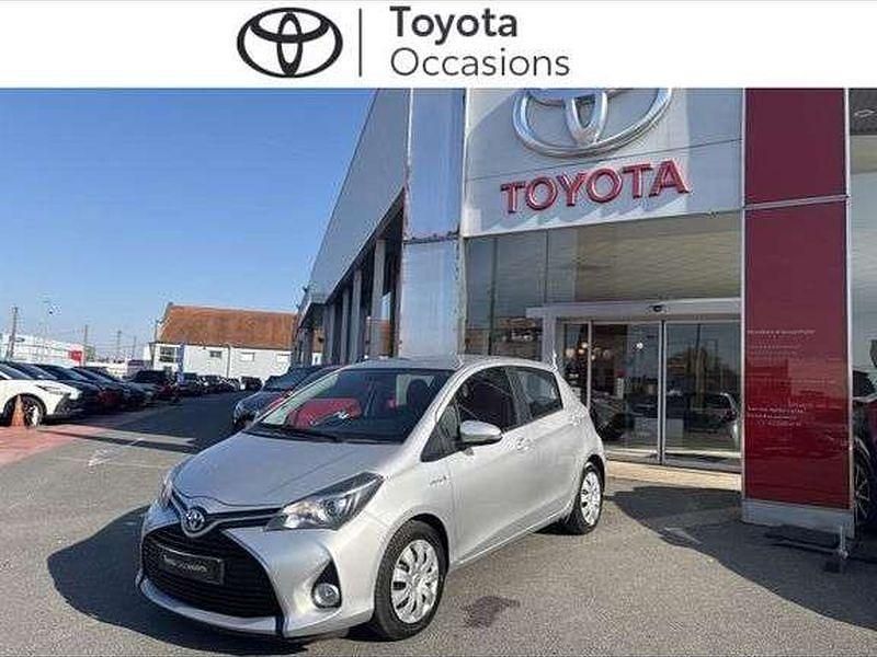 Utilisé 2017 Toyota Yaris Hybrid Berline | 12 480 € (Prix juste) - Image 1/1