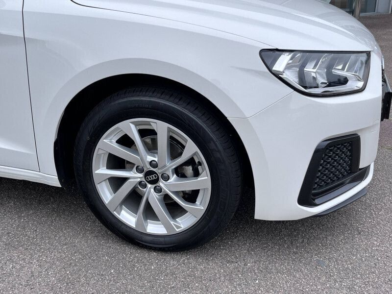 Blanc cortina Utilisé 2023 Audi A1 Sportback Business Citadine | 17 900 € (Bon prix) - Image 1/2