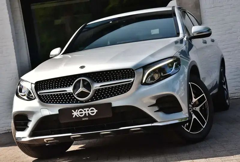 Gris Utilisé 2019 Mercedes GLC250 AMG line Coupé | 29 950 € (Super prix) - Image 1/4