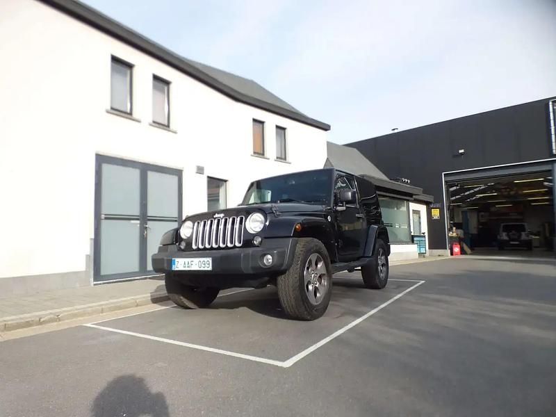 Noir Occasion 2017 Jeep Wrangler Sahara SUV | 31 499 € - Image 1/4