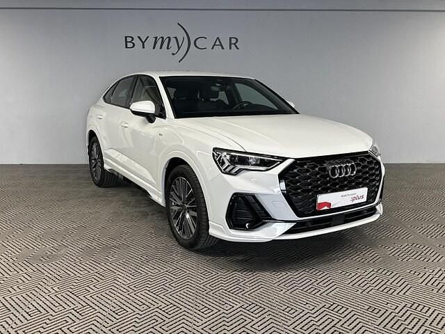 Blanc glacier métallisé Utilisé 2024 Audi Q3 Sportback S-Line SUV | 45 900 € - Image 1/1