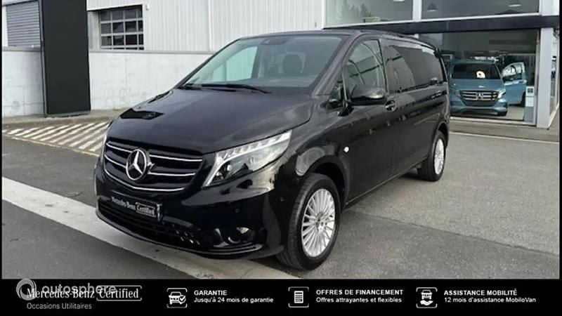 Noir Occasion 2023 Mercedes Vito Van | 46 299 € (Prix juste) - Image 1/4