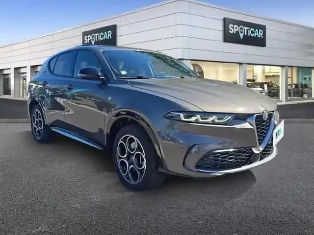 Occasion Alfa Romeo Tonale Sprint 2023 Gris vesuvio métallisée SUV