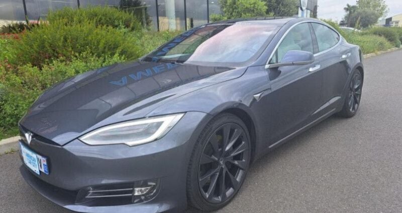 Utilisé 2020 Tesla Model S Long Range Berline | 47 990 € (Prix juste) - Image 1/4