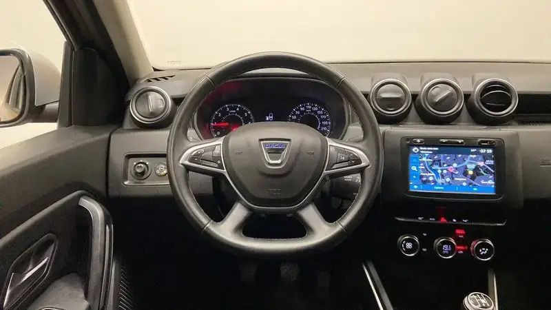Image 3/4