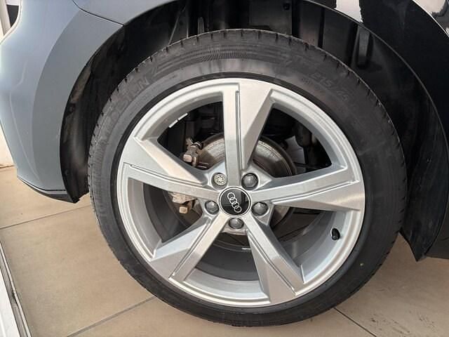 Occasion Audi A1 Sportback S-Line 150 ch (110 kW) 2024 Noir mythe métallisé Citadine