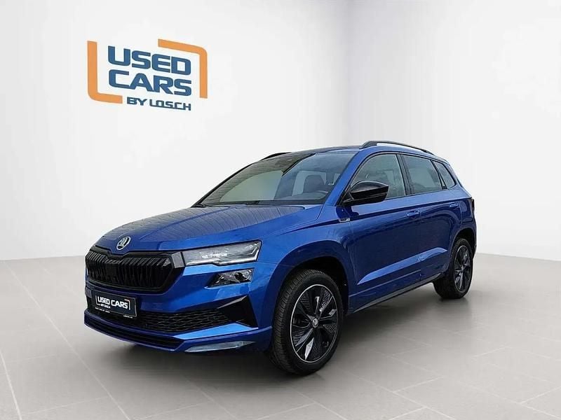 Bleu Utilisé 2024 Skoda Karoq SportLine SUV | 35 887 € (Prix cher) - Image 1/4
