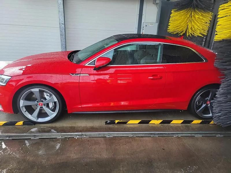 Rouge Utilisé 2019 Audi A5 S-Line Coupé | 26 500 € (Prix juste) - Image 1/4