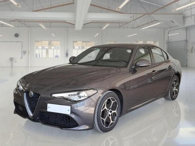 Utilisé 2022 Alfa Romeo Giulia Business Berline | 27 750 € (Super prix) - Image 1/4