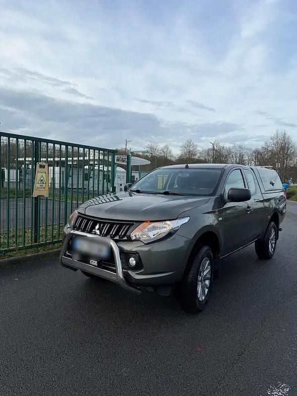 Occasion Mitsubishi L200 Inform 154 ch (113 kW) 2018 Pick-up