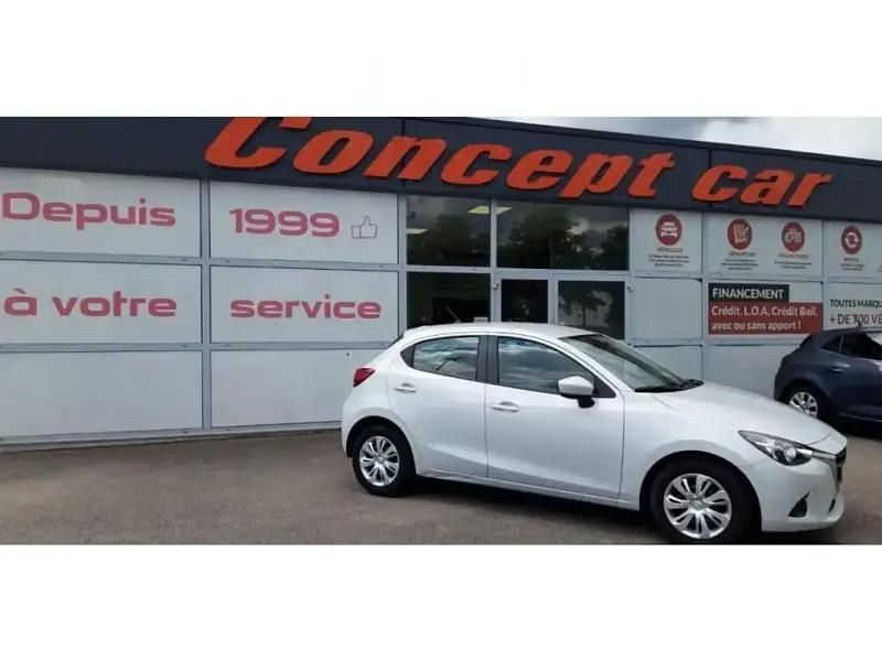 Gris Utilisé 2019 Mazda 2 Berline | 13 990 € (Prix juste) - Image 1/4